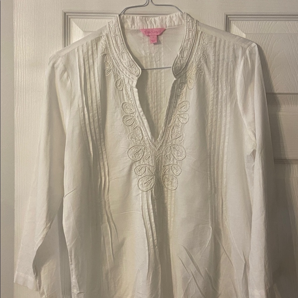 Lilly Pulitzer White Embroidered Tunic size L BNWOT length 31” bust 40” - Picture 3 of 12
